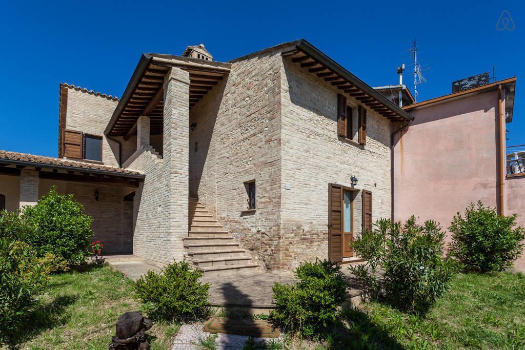 Ciards House Lejlighed Montefalco Værelse billede